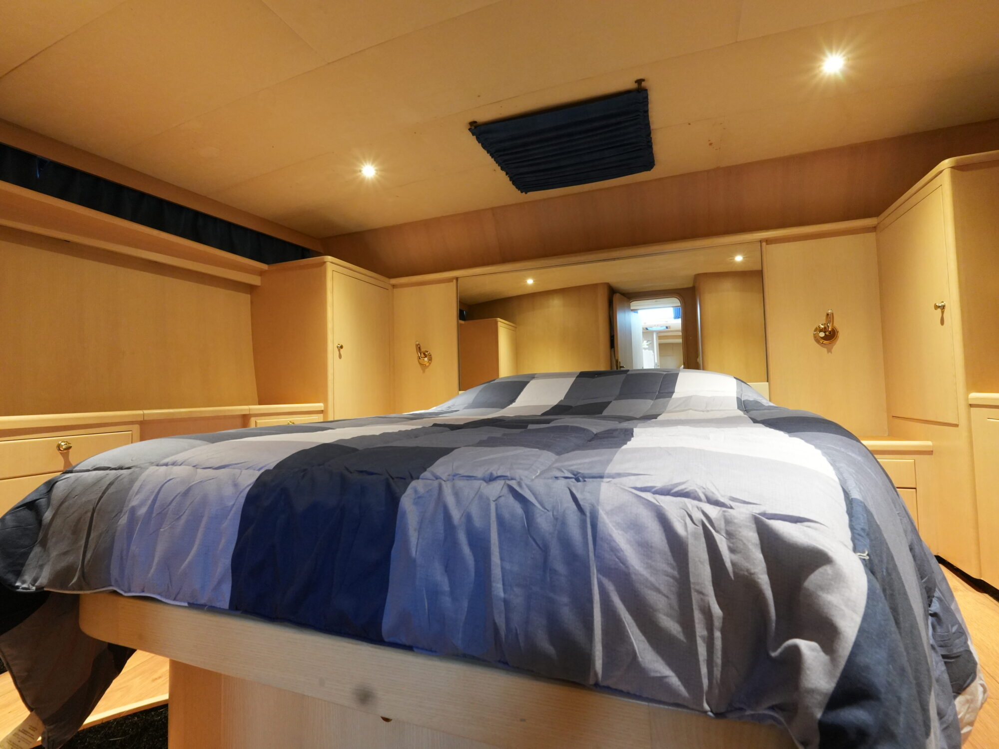 foto: 15 Valkkruiser Valkkruiser Falcon 45 Royal Cabrio