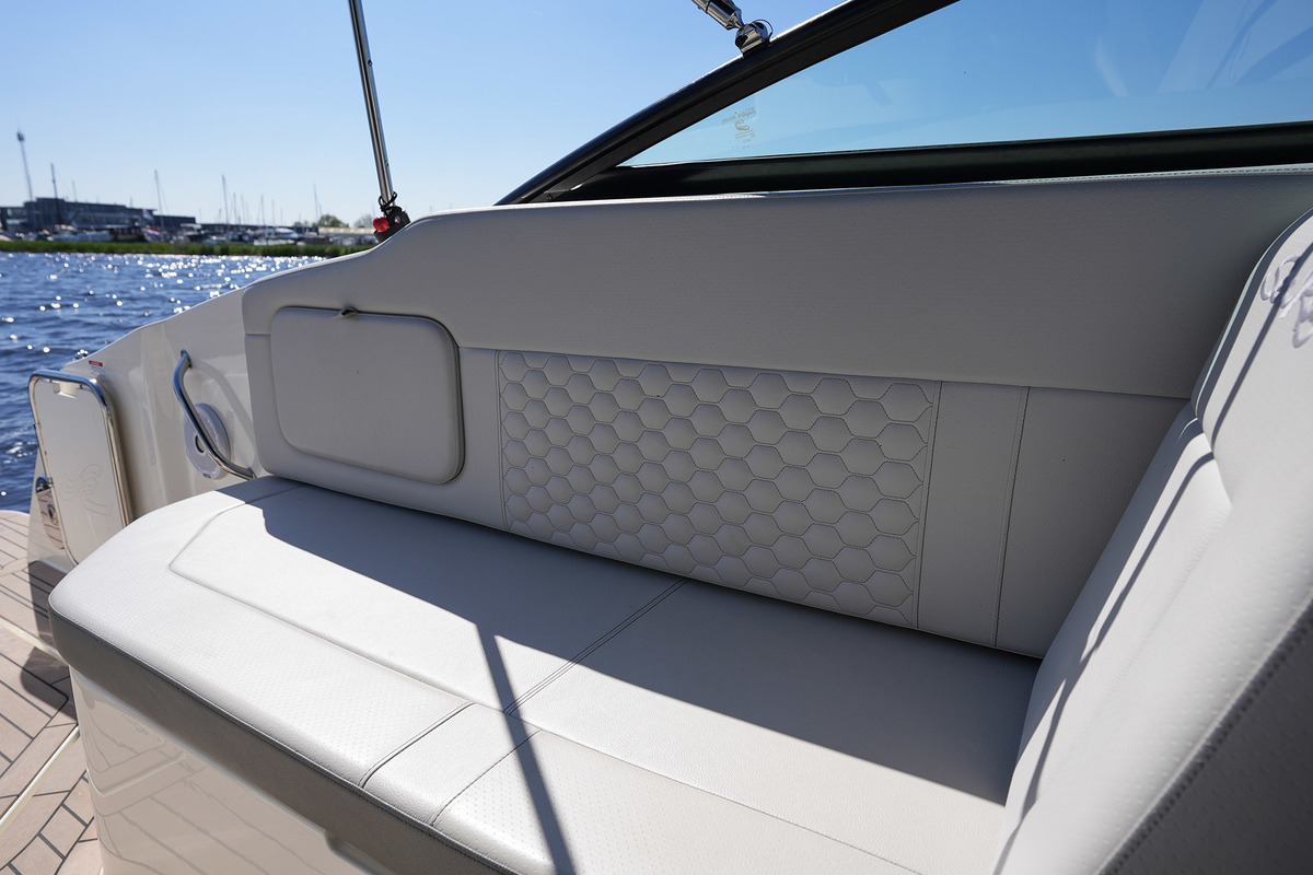 foto: 27 Sea Ray Sundancer 265
