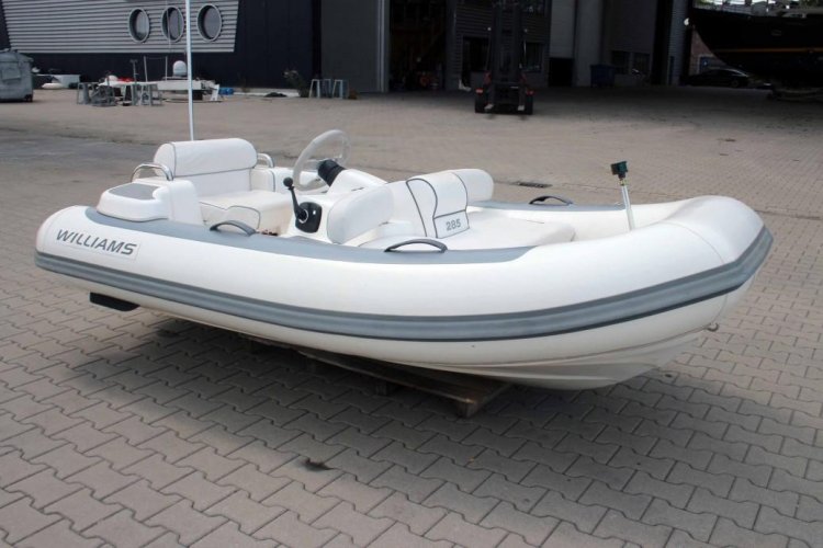 Williams Jet Tenders Turbojet 285