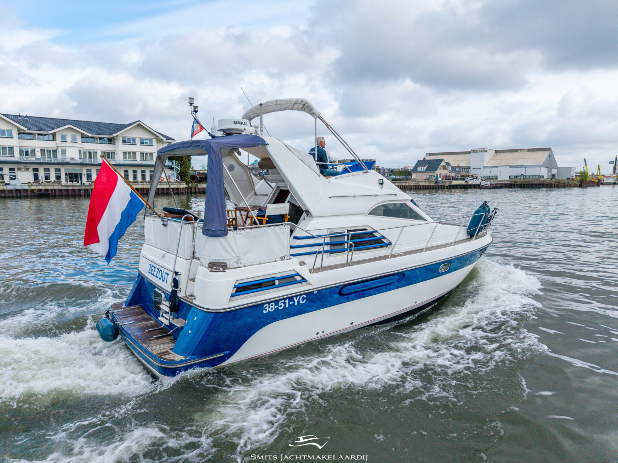 foto: 14 Astor Astor 37 Flybridge