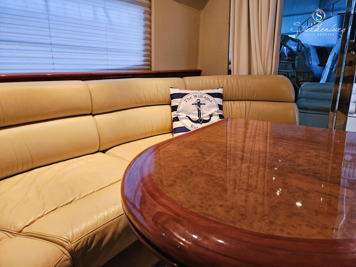 foto: 11 Azimut 42