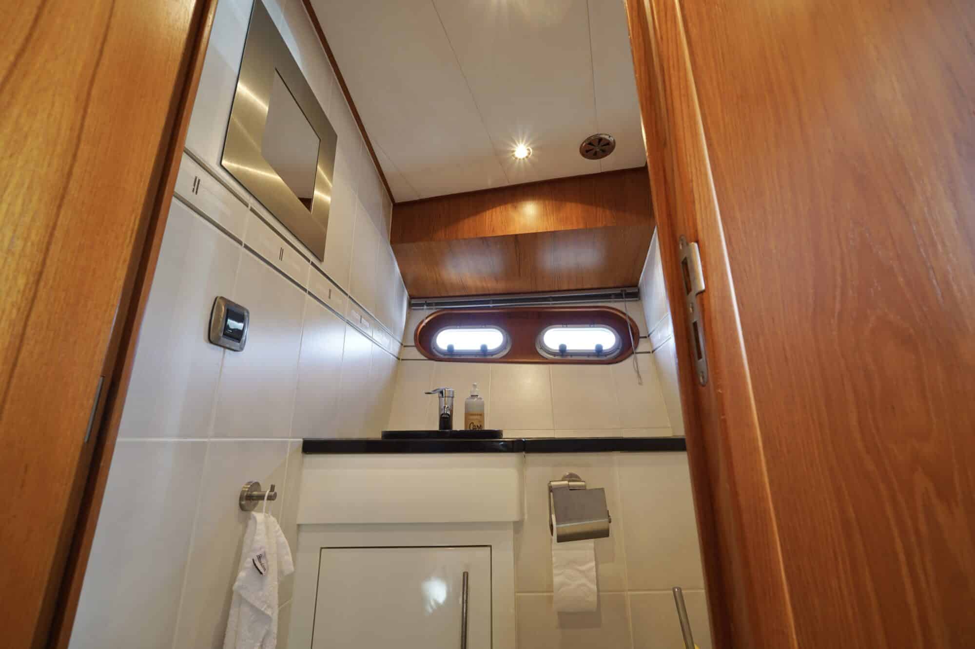 foto: 16 Van den Hoven Van den Hoven Exclusive 18.00 VS