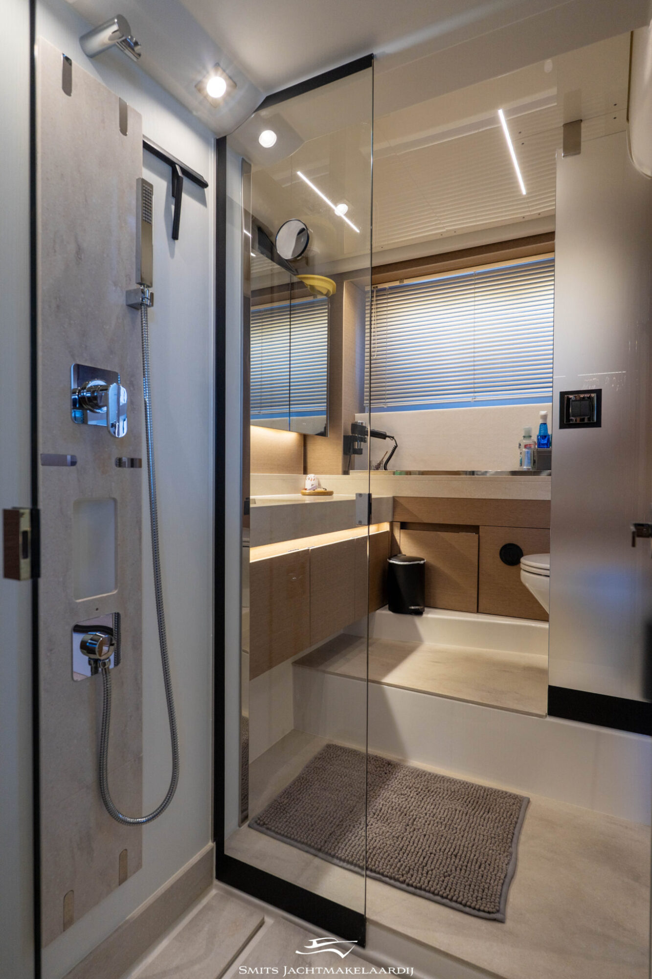 foto: 20 Prestige Prestige 590 Flybridge