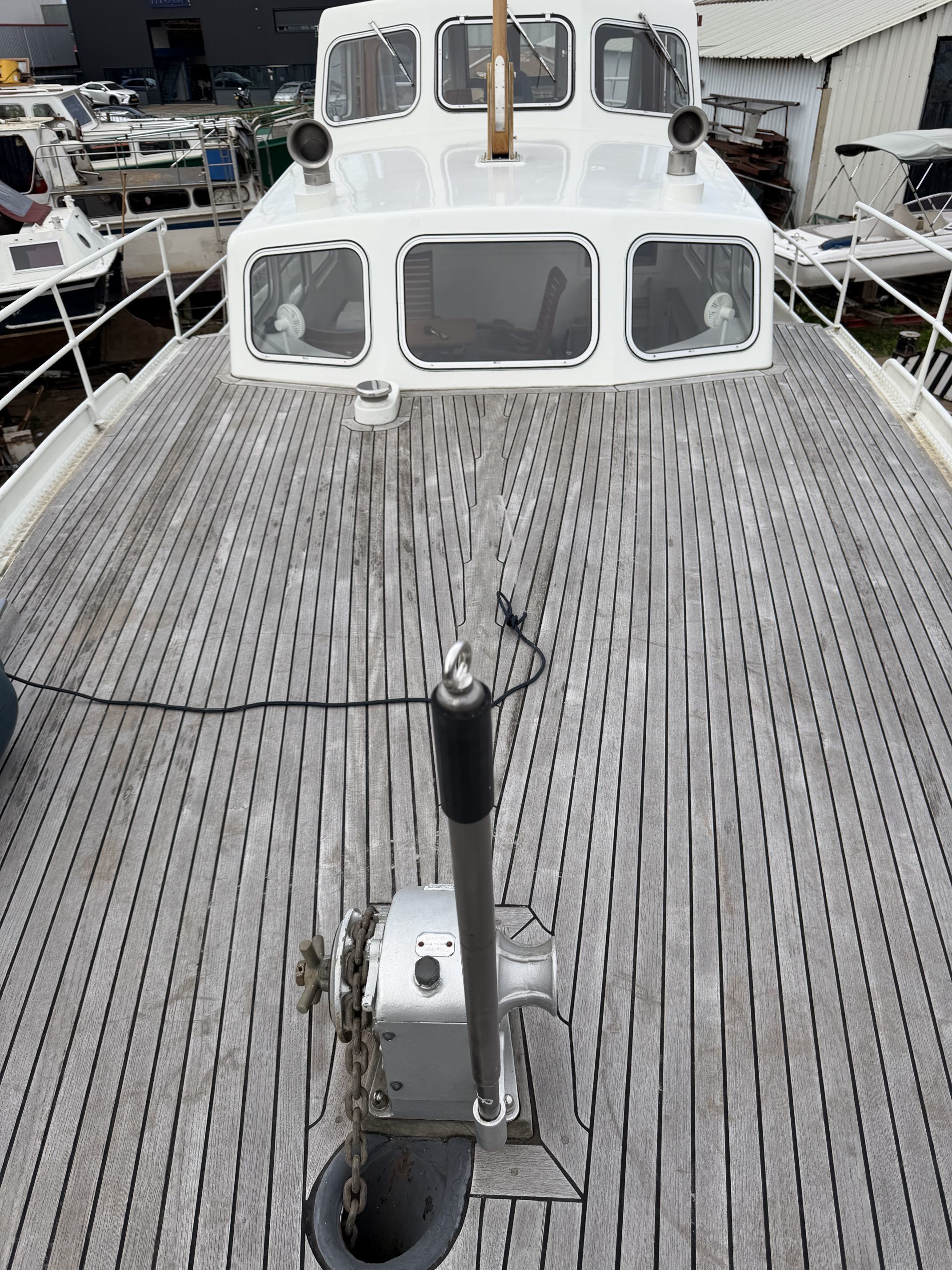 foto: 13 Akerboom Bakdekkruiser 1500