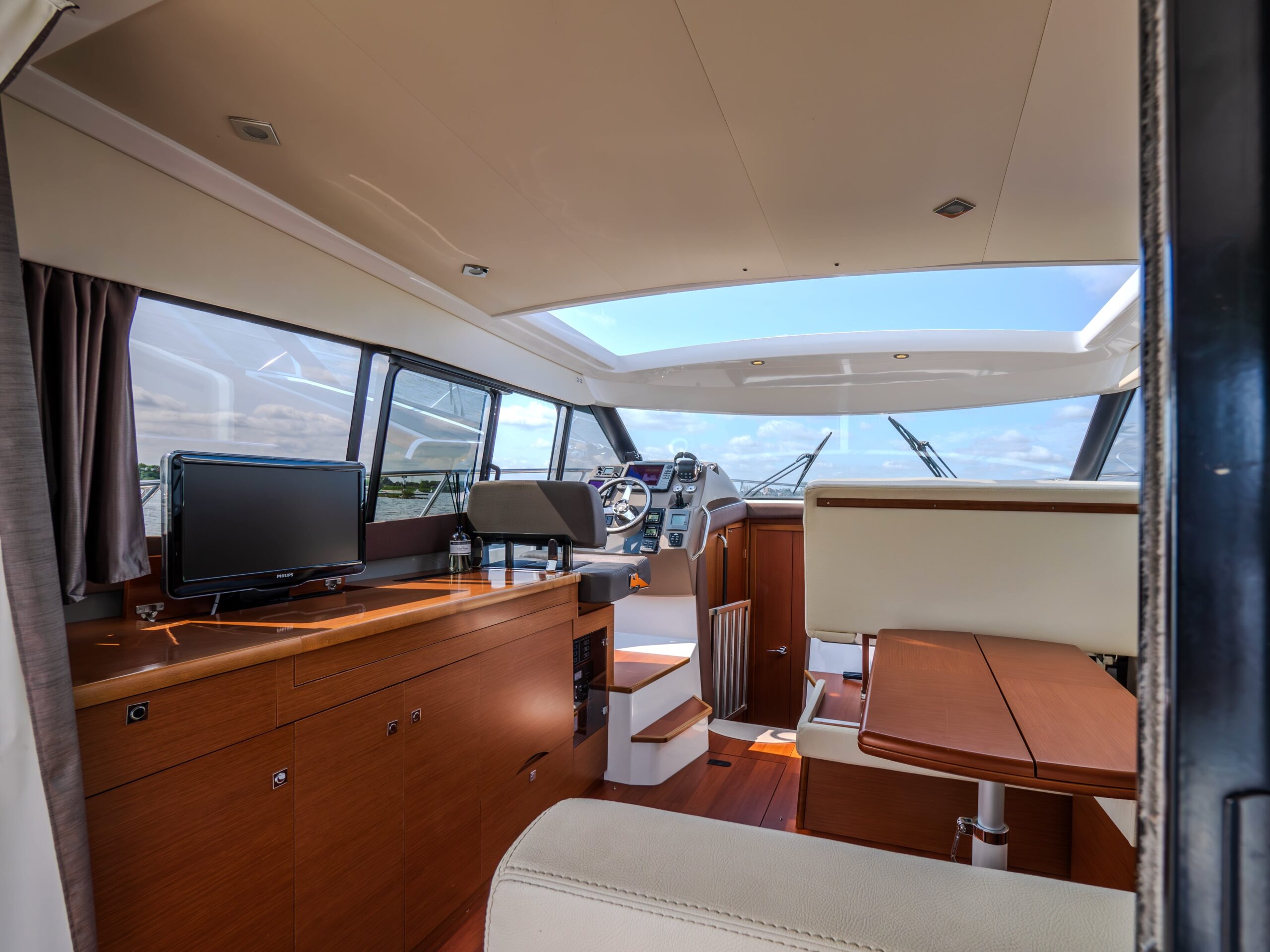 foto: 6 Jeanneau Jeanneau NC11 BONO