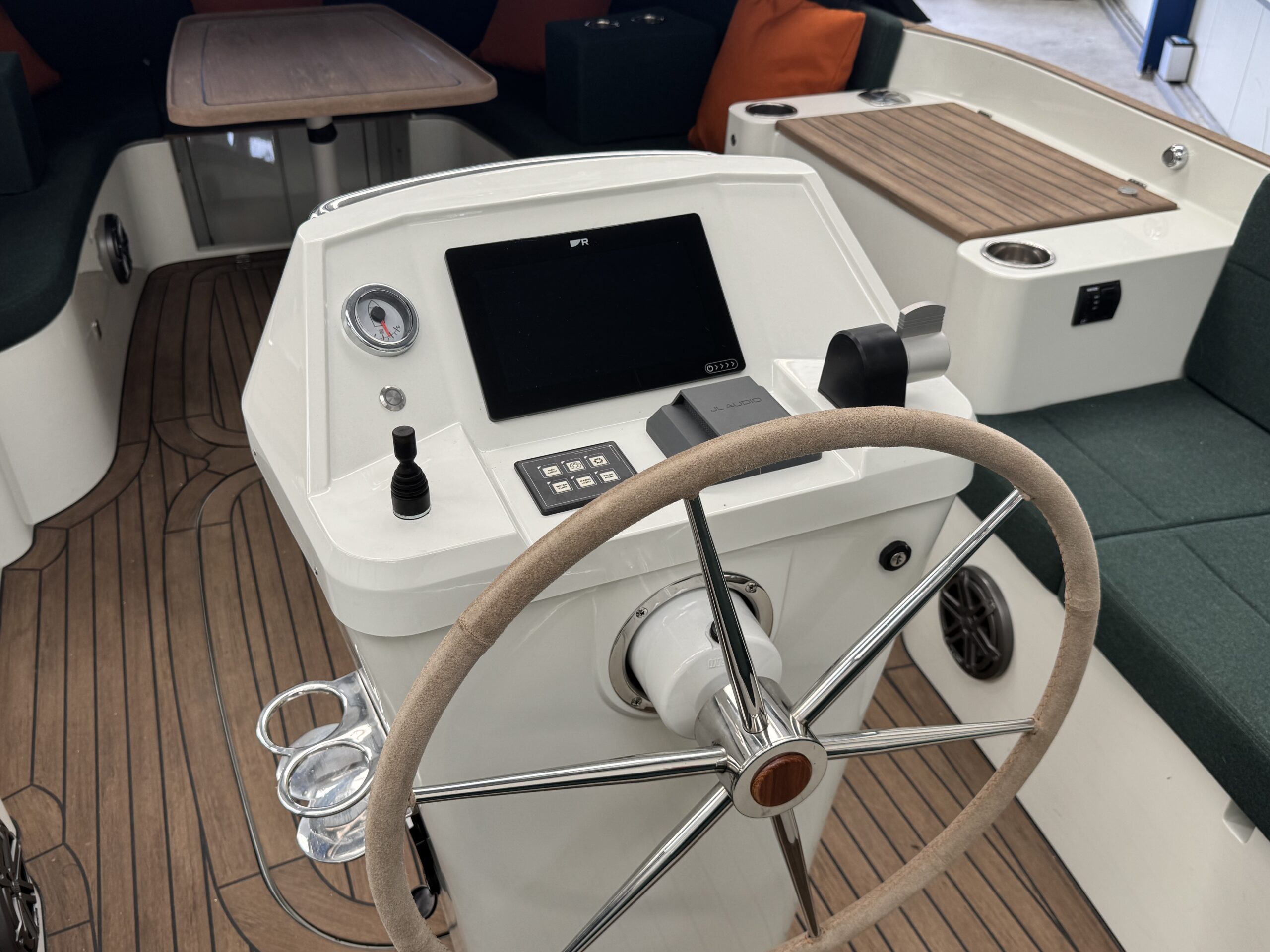 foto: 4 Antaris Seventy5 (Elektro en full options)