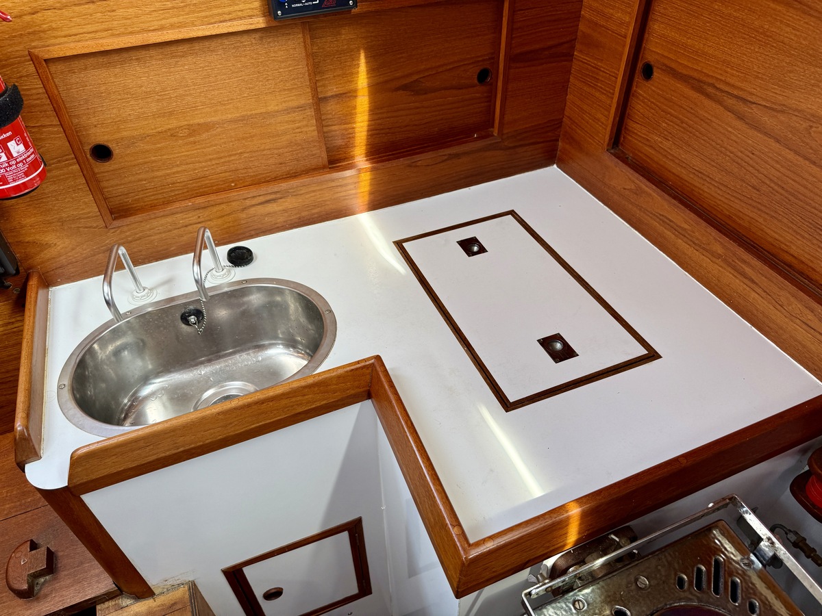 foto: 15 Tradewind 33