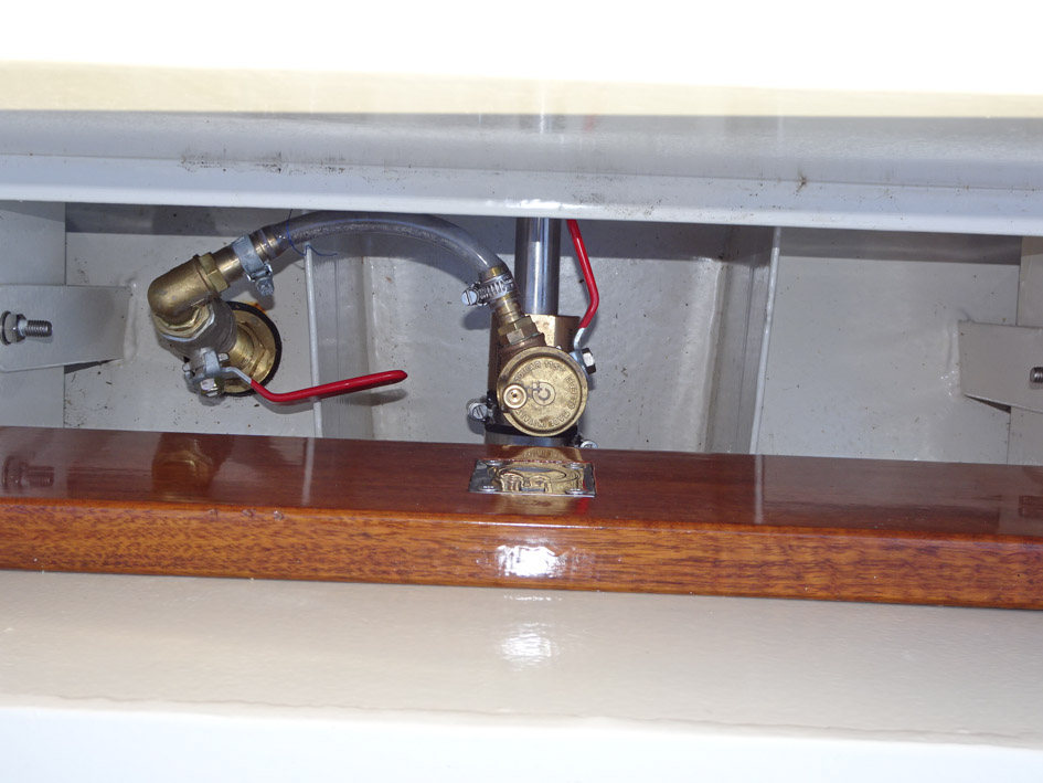 foto: 5 Elektrische Sloep 6.10 (Zeus) 