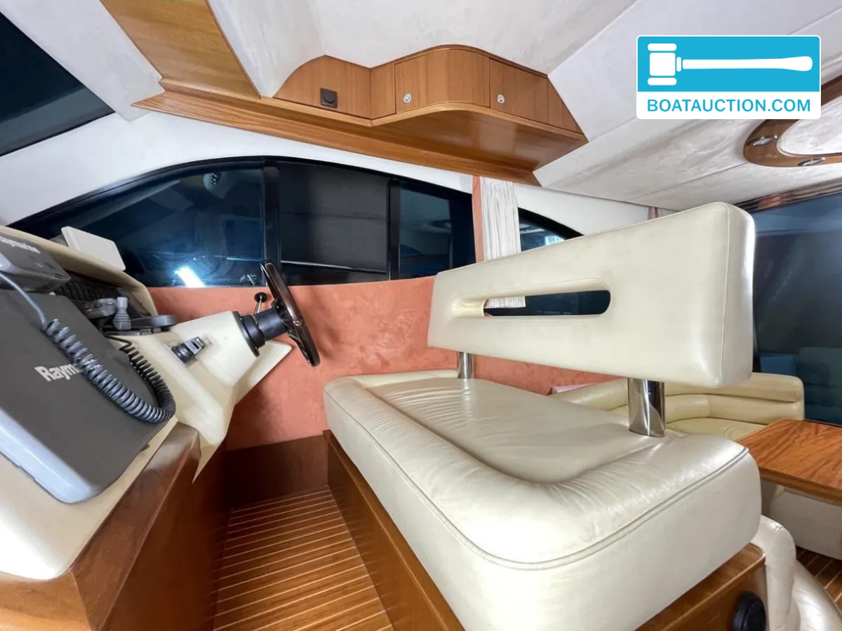 foto: 8 Galeon 390 FLY
