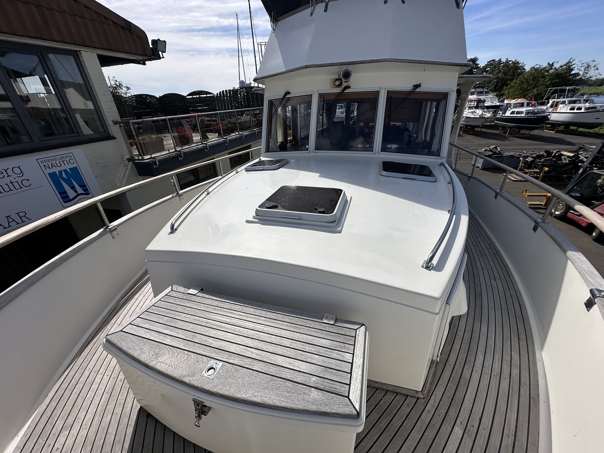 foto: 10 Grand Banks 42 europa