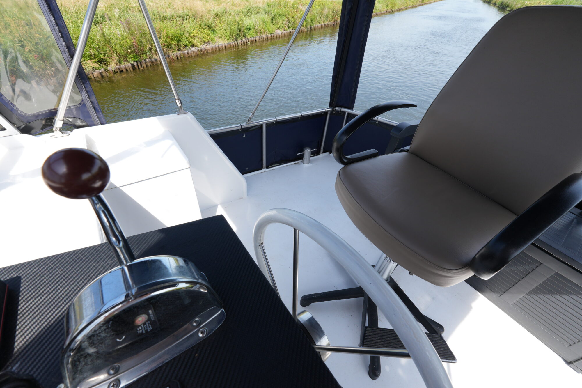 foto: 18 Vechtkruiser Vechtkruiser 10.50 AK Cabrio