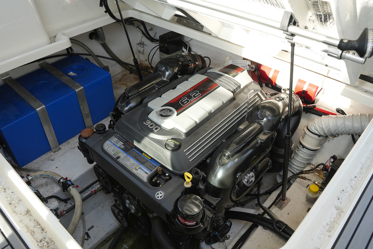 foto: 17 Sea Ray 265