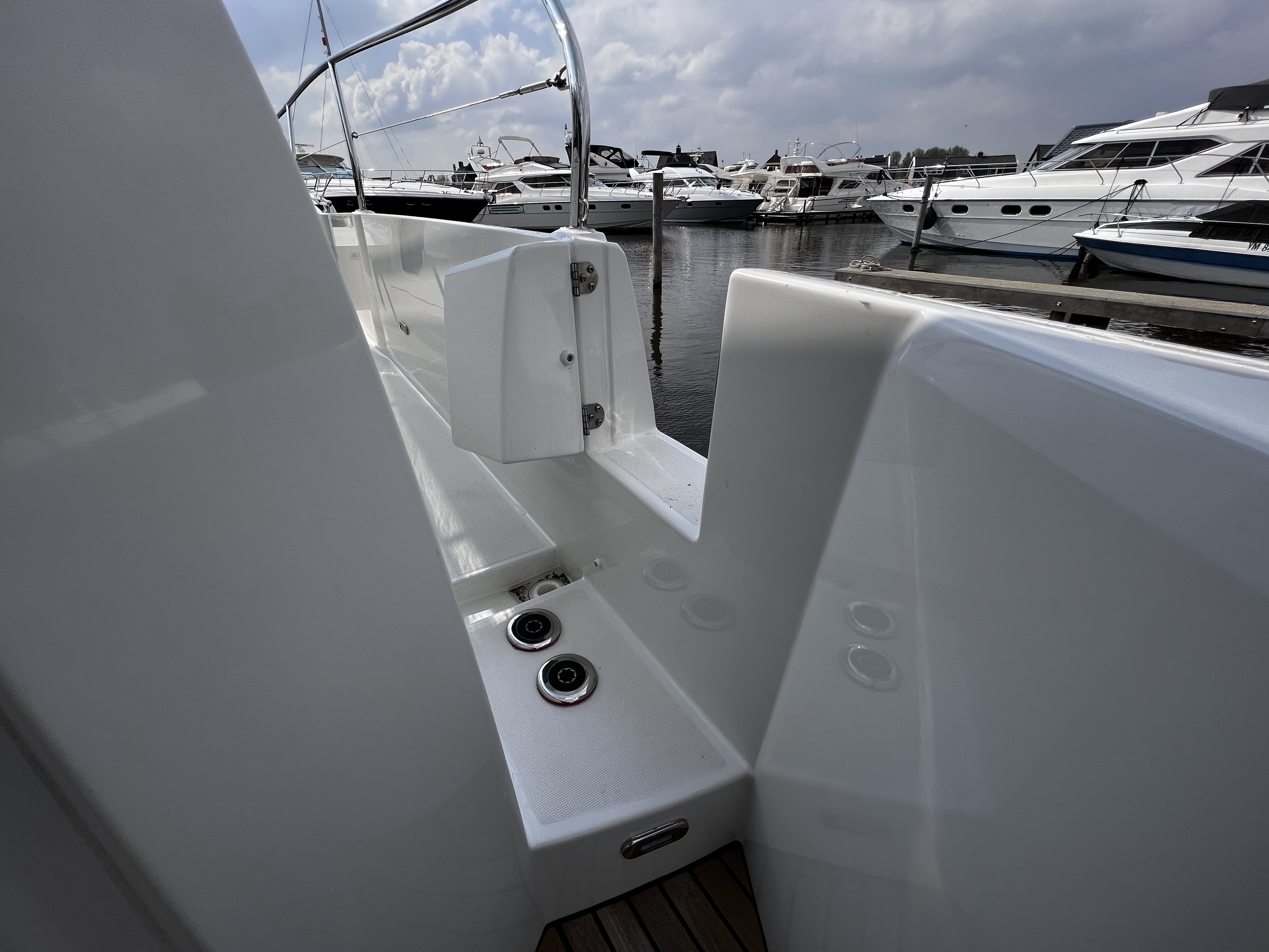 foto: 17 Jeanneau  NC37