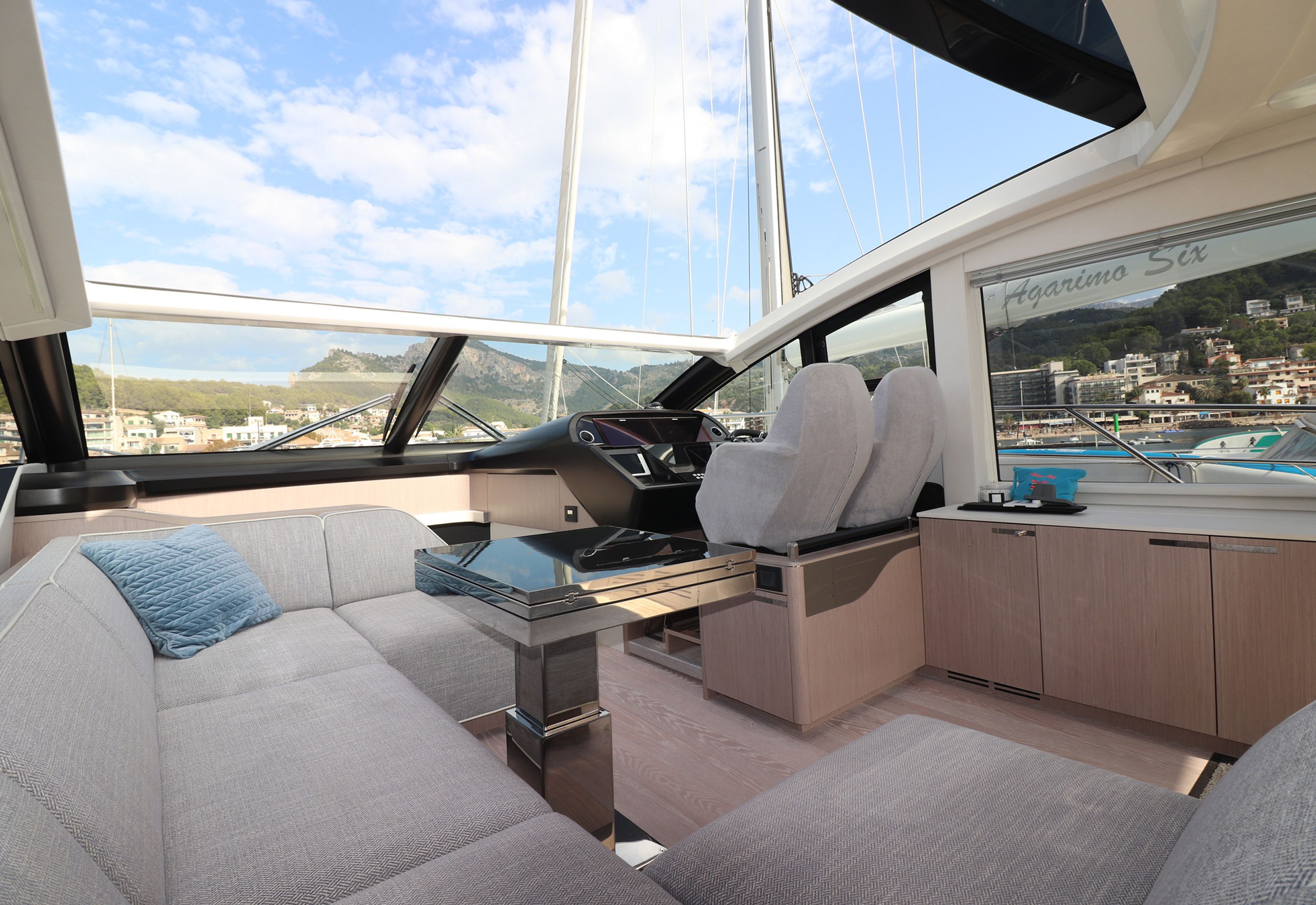 foto: 4 Sunseeker Predator 60 Evo