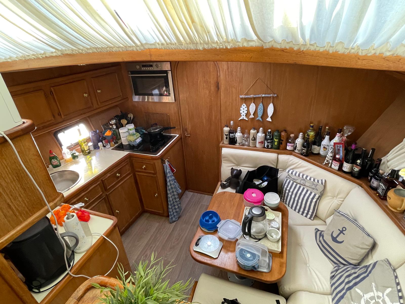 foto: 10 Valk  Voyager ( Woonboot )