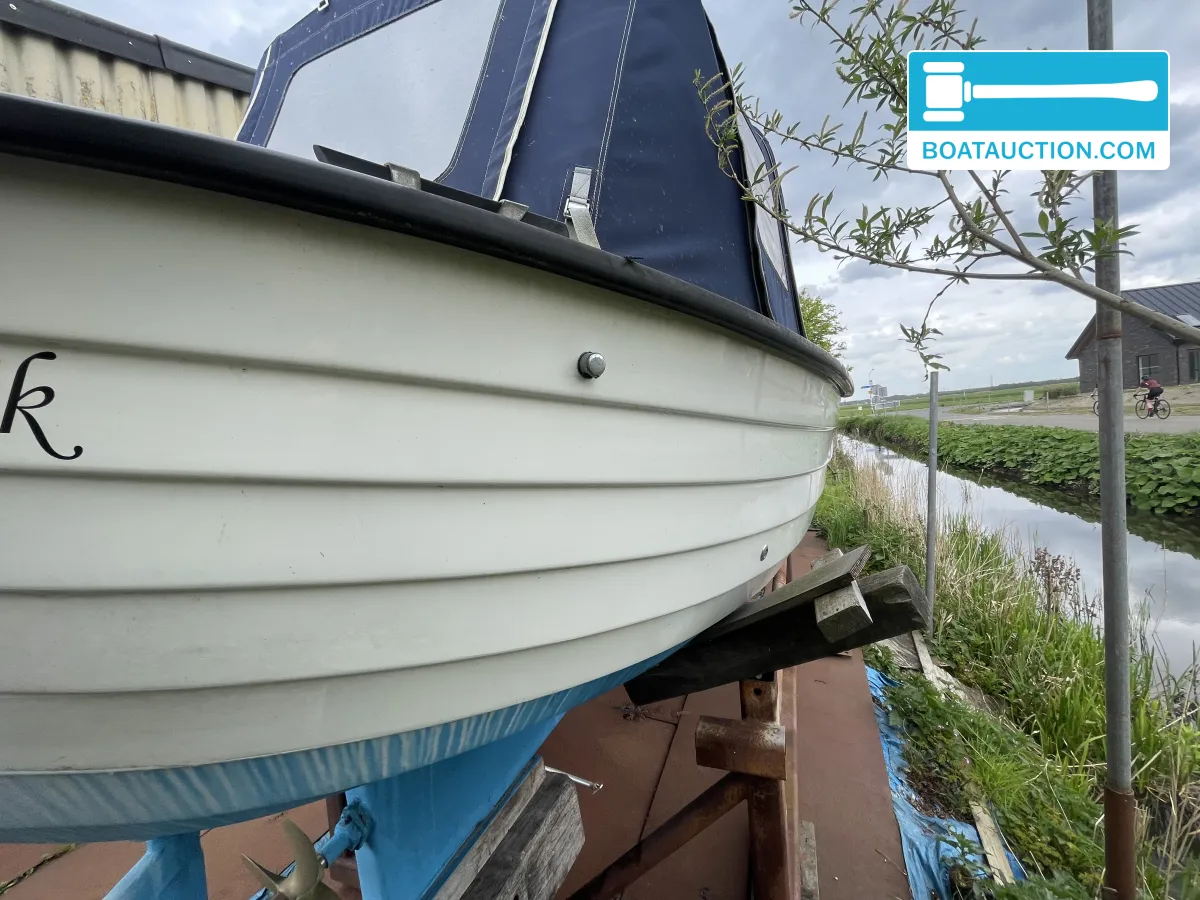 foto: 6 Kajuitboot 650