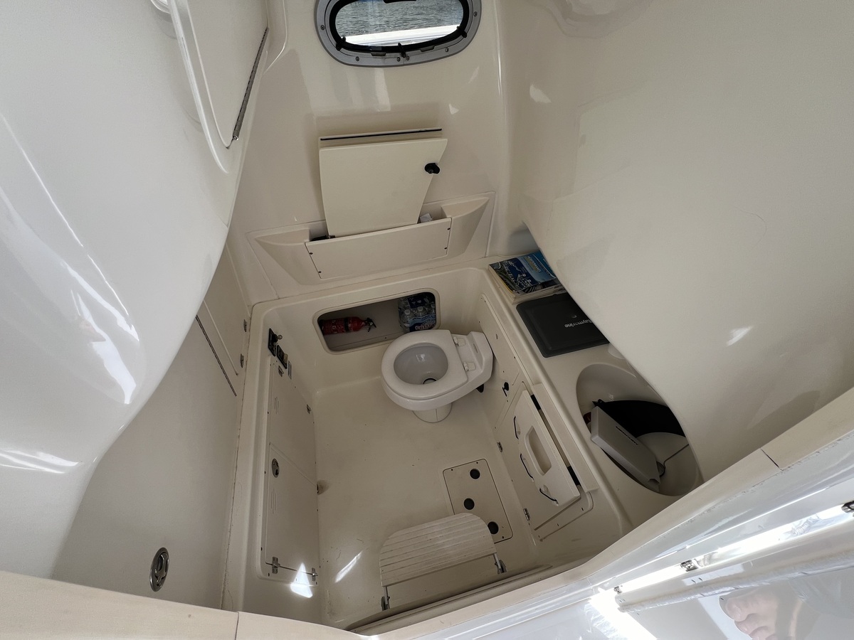 foto: 8 Boston Wahler 320 Outrage - 2x Mercury VERADO 250