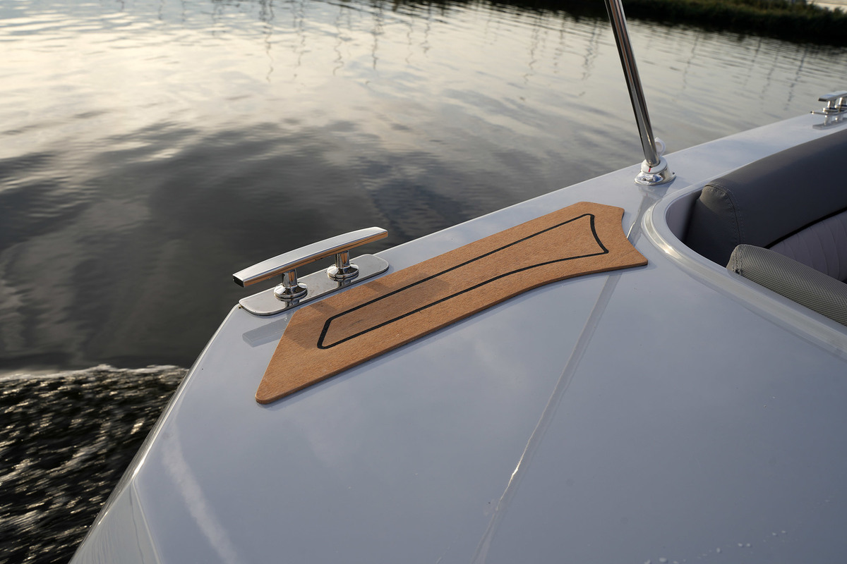 foto: 27 Alfastreet Marine 21 Open Electric