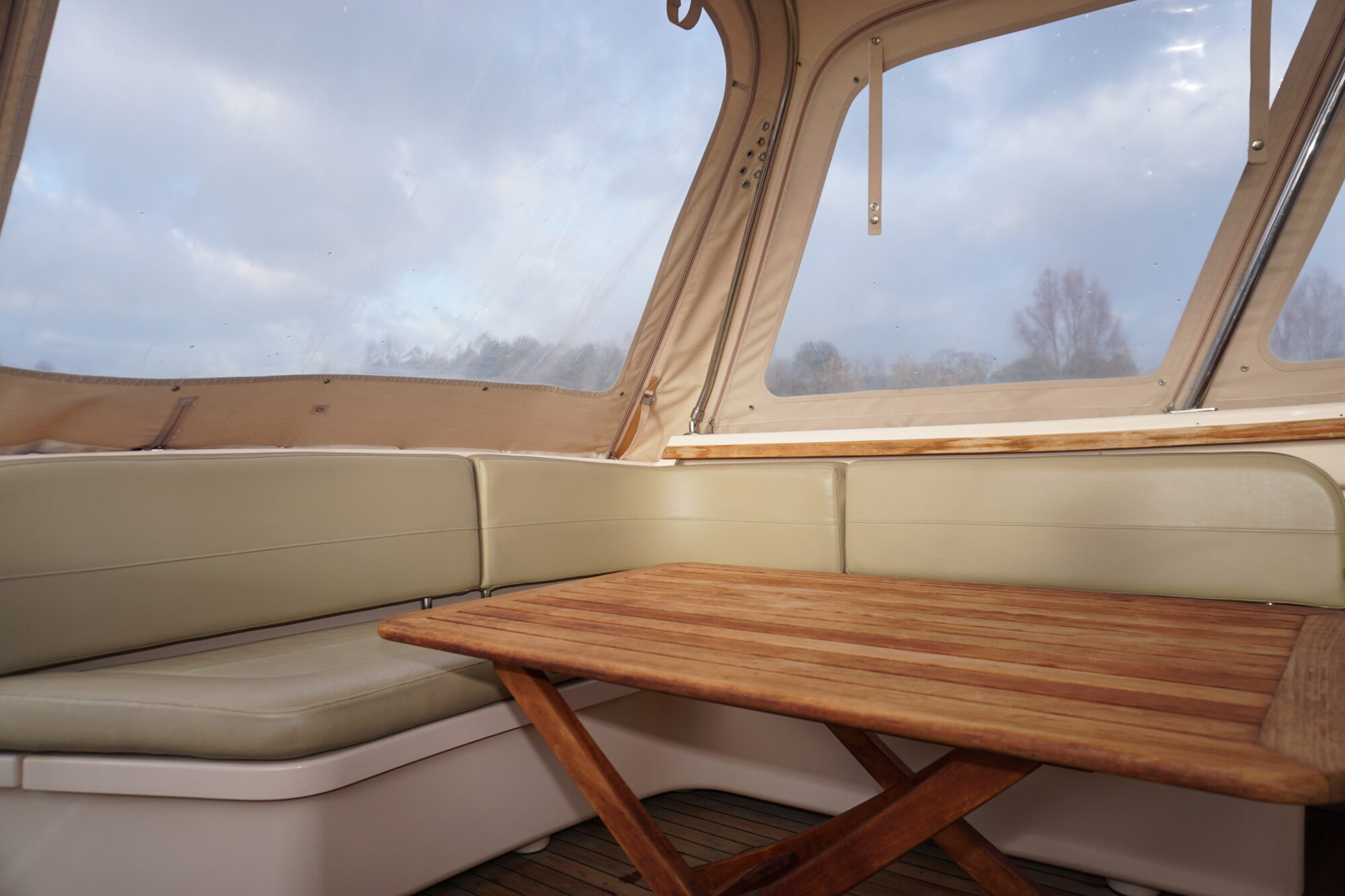 foto: 31 Island Packet Island Packet Craft 360 Express