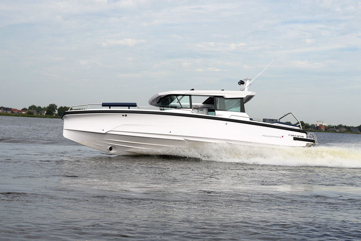 foto: 17 Axopar 29 XC Cross Cabin