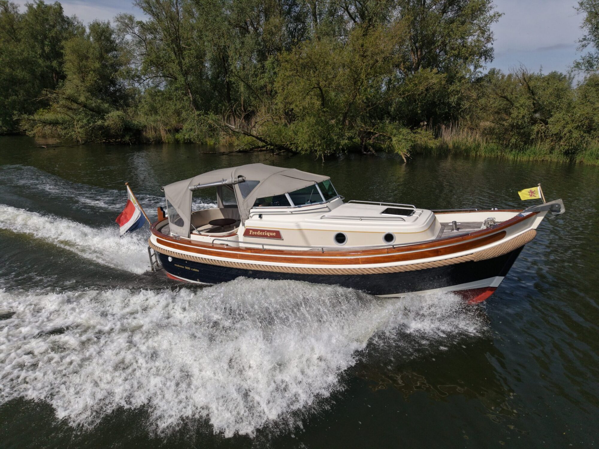 foto: 14 Makma Makma 900 Cabin