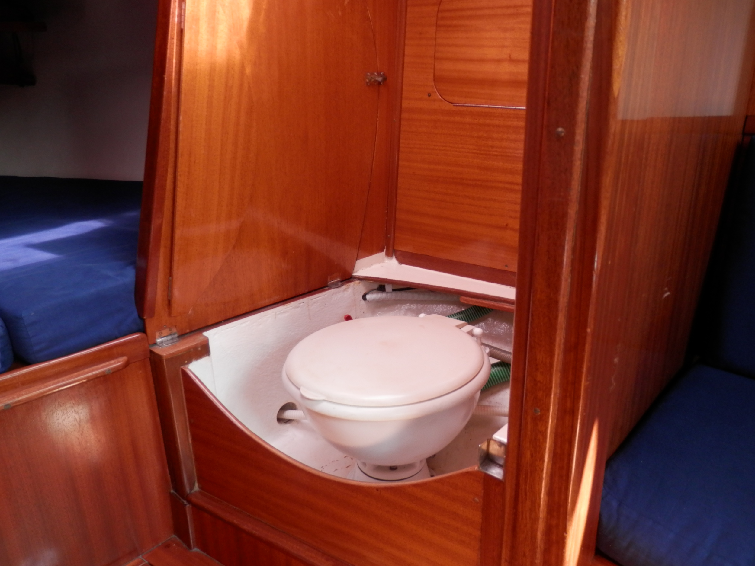 foto: 6 Sailborne 28