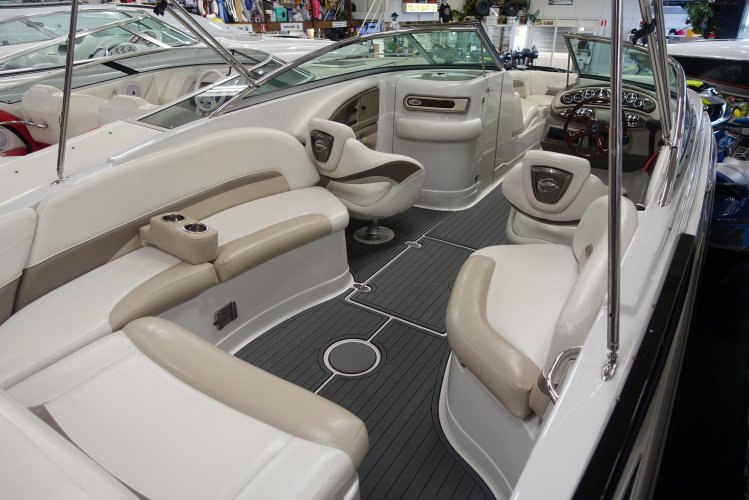 foto: 7 Crownline E6 Bowrider