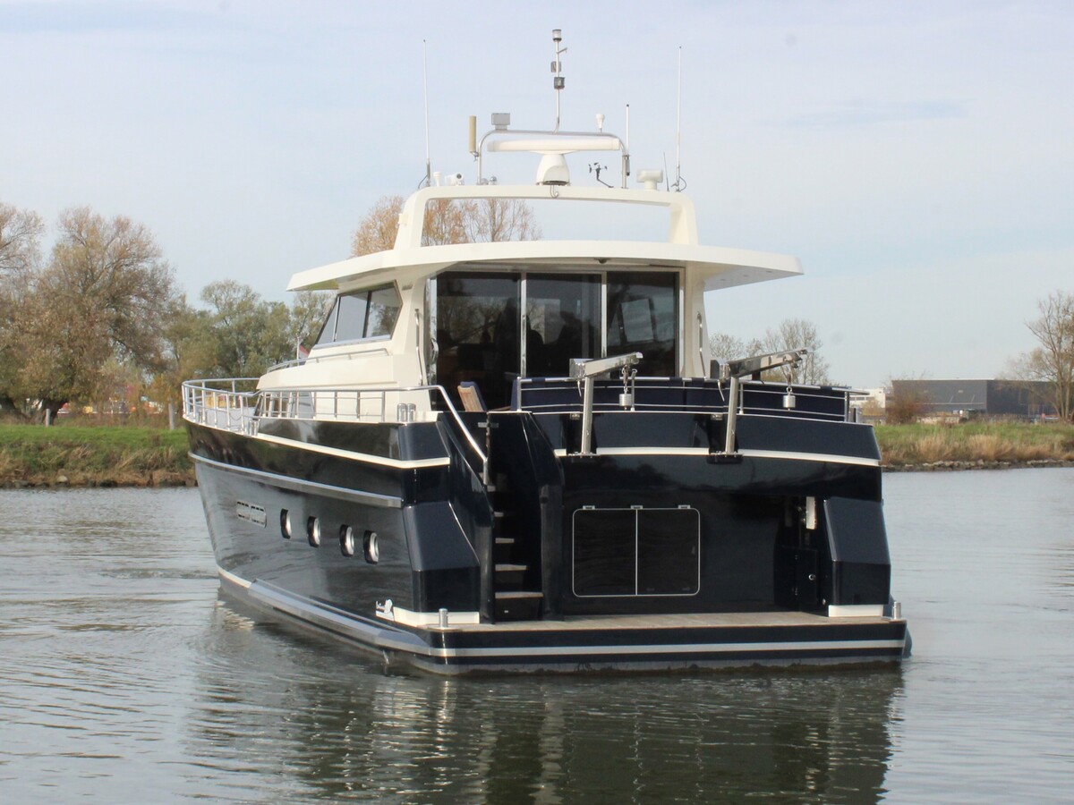 foto: 10 Valk Continental 18.60