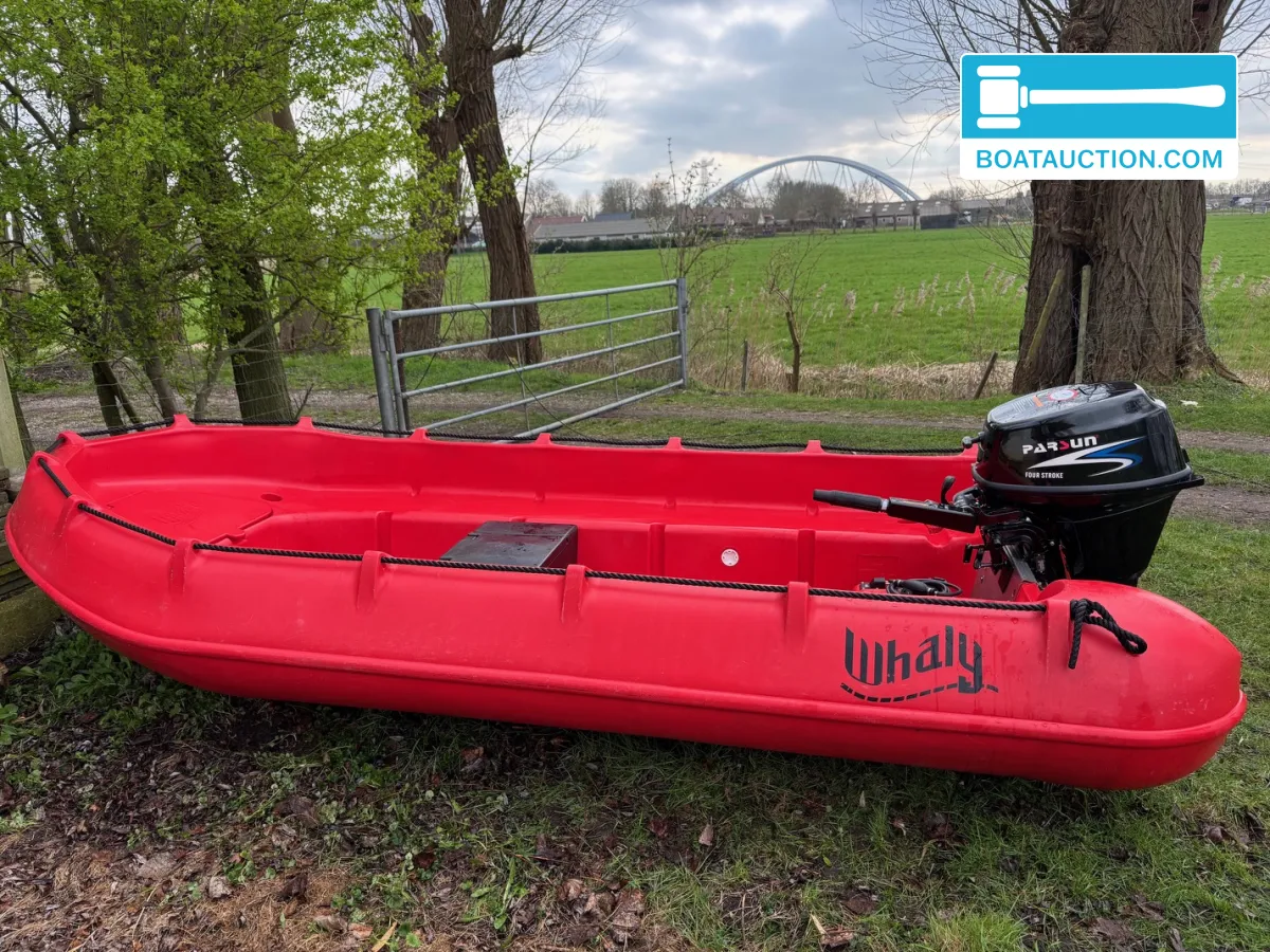 hoofdfoto: 1 Whaly 370