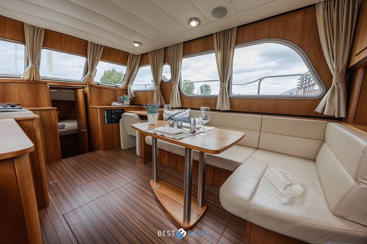 foto: 18 Linssen Grand Sturdy 34.9 AC