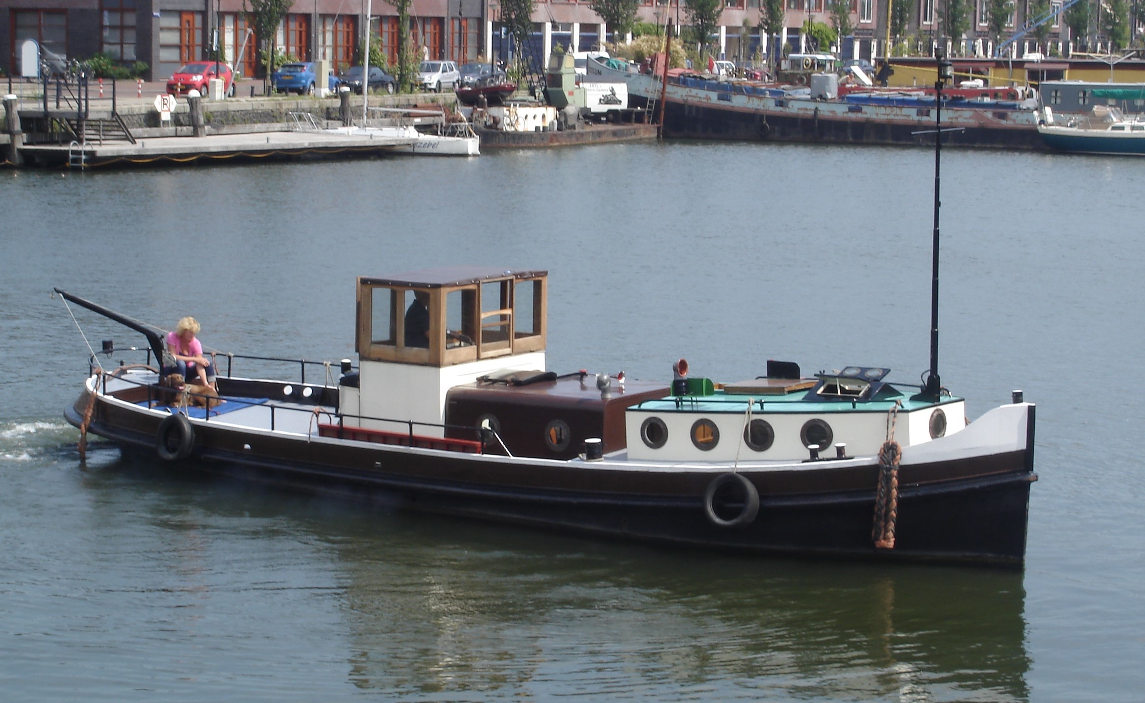 foto: 6 Sleepboot Amsterdammer