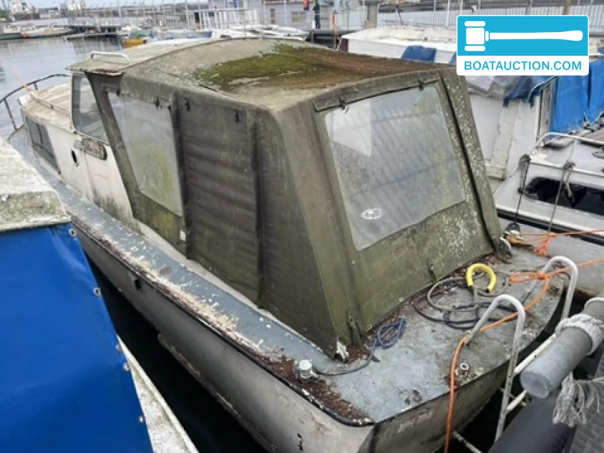 foto: 5 Cabin boat 800