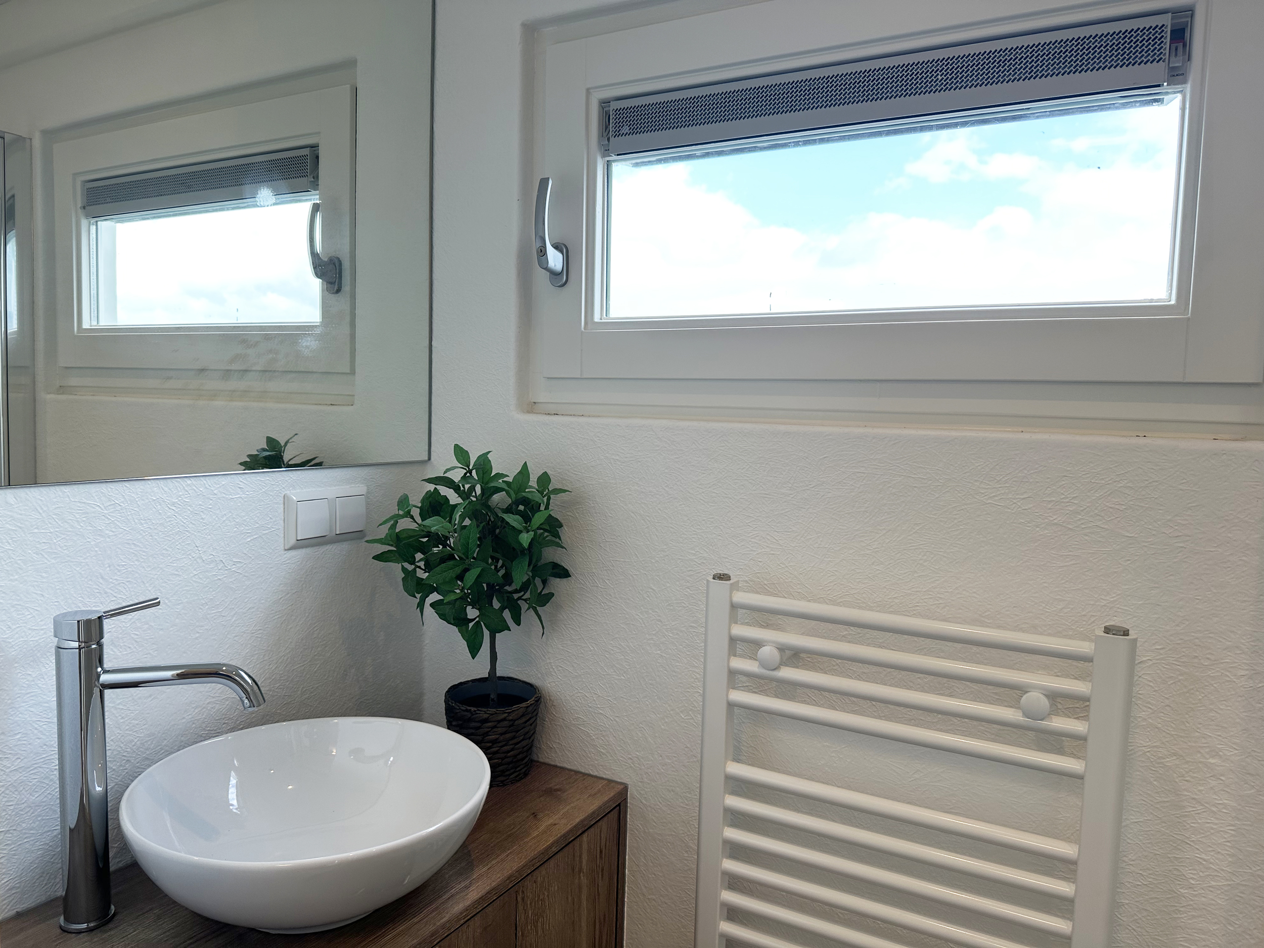 foto: 19 HOMESHIP VaarChalet In Amsterdam 1250D Luxe Houseboat