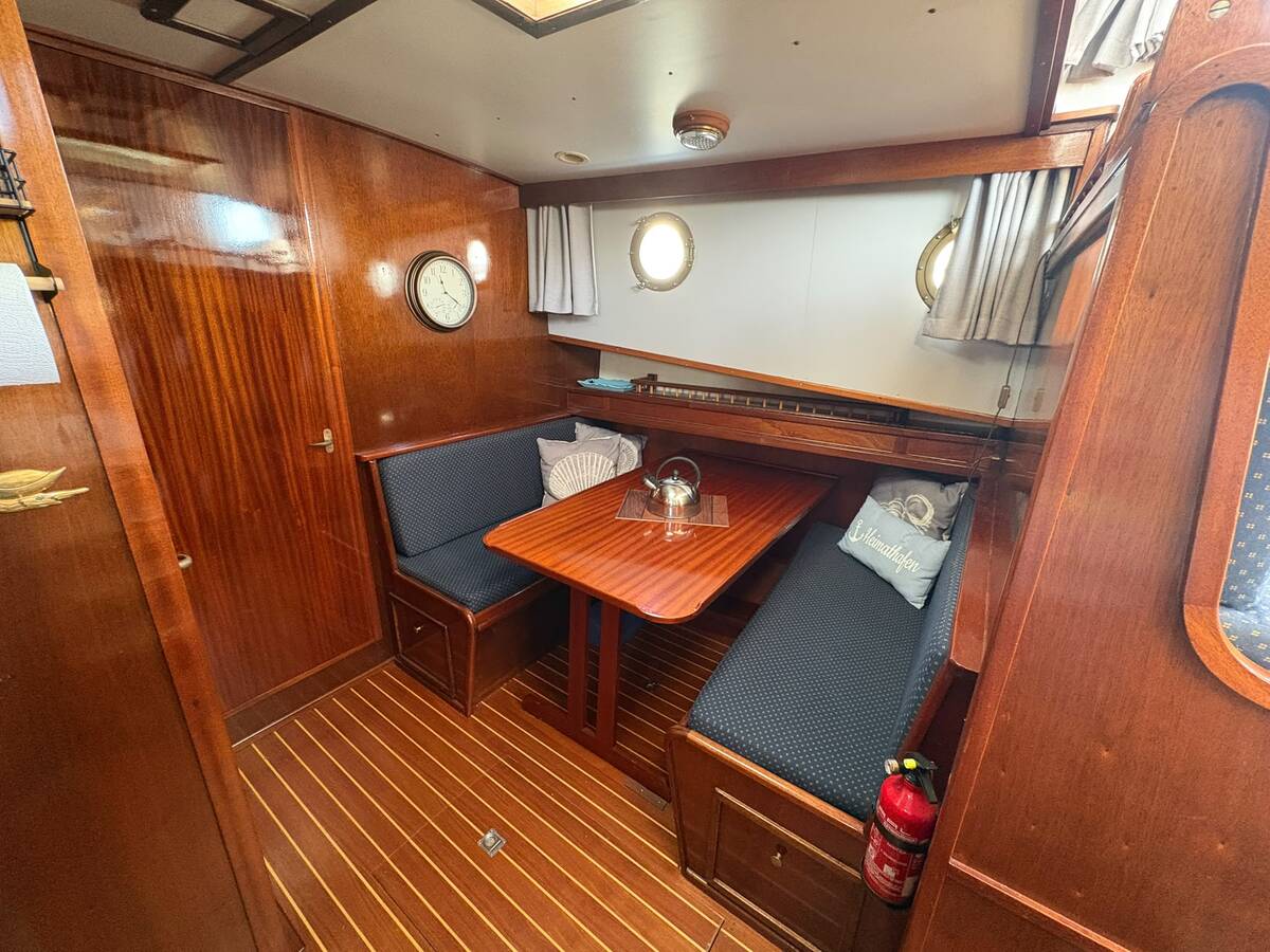 foto: 7 Linssen  st. Josef 1050