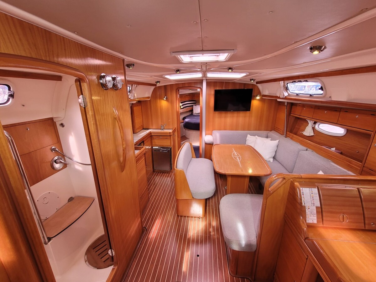 foto: 10 Bavaria 42-3 Custom Line