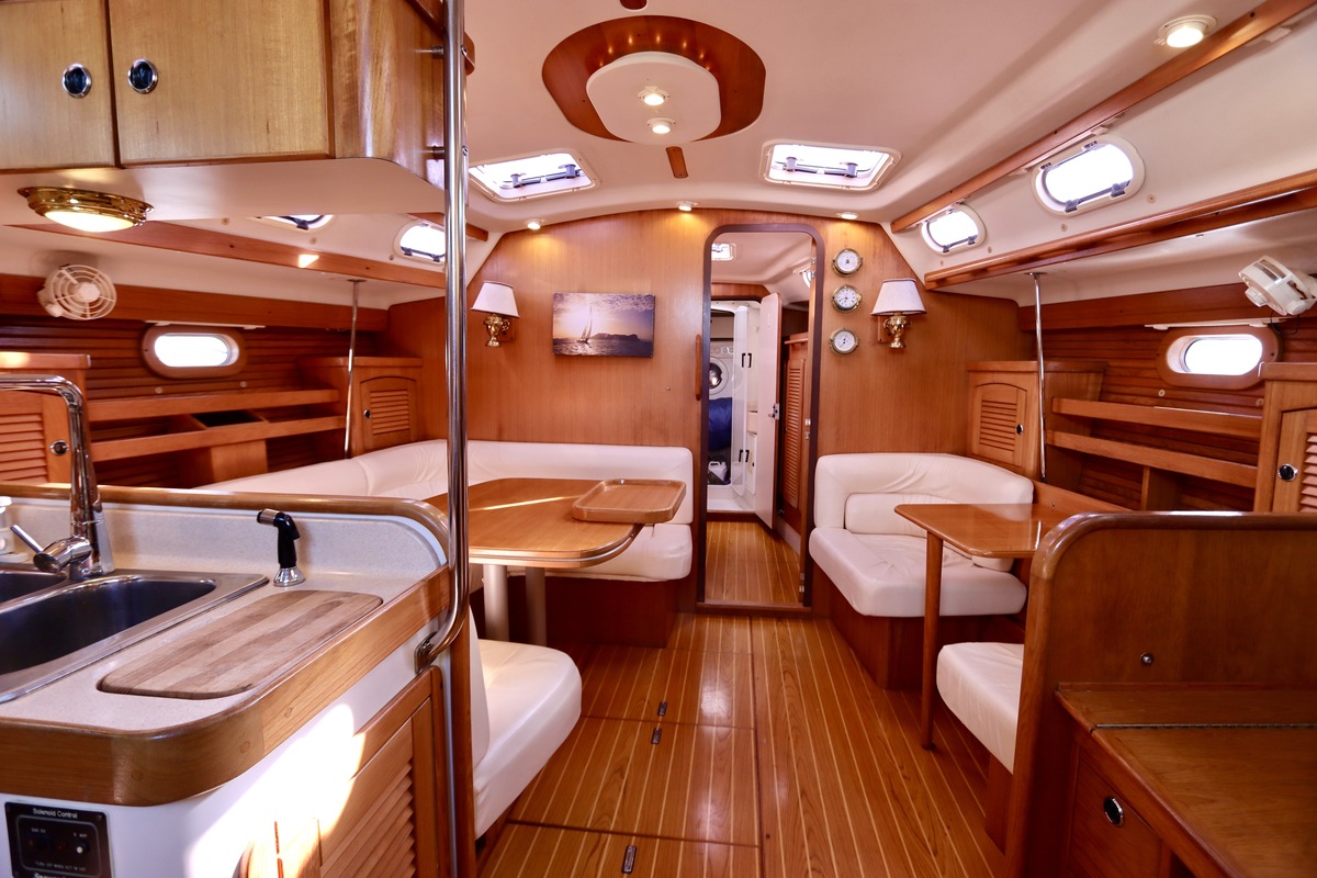 foto: 12 Catalina 470