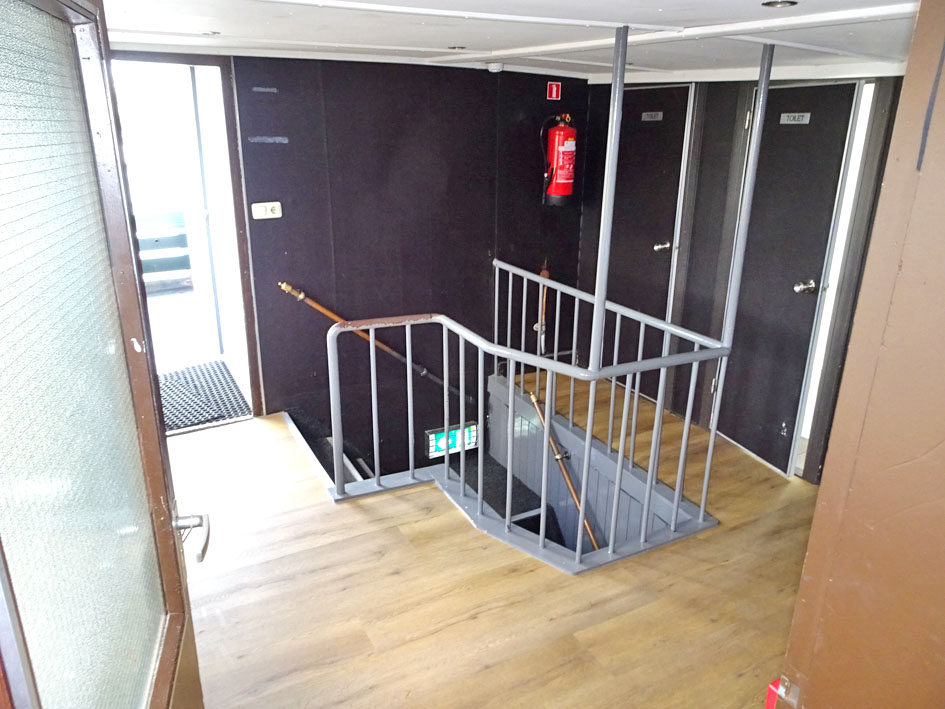 foto: 17 Accommodatie / Hotelschip met UBC