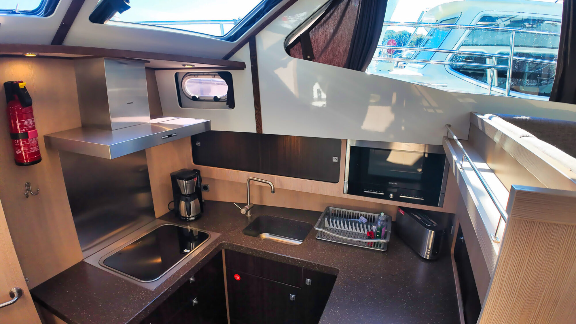 foto: 28 Aventura Aventura 43 AK Cabrio