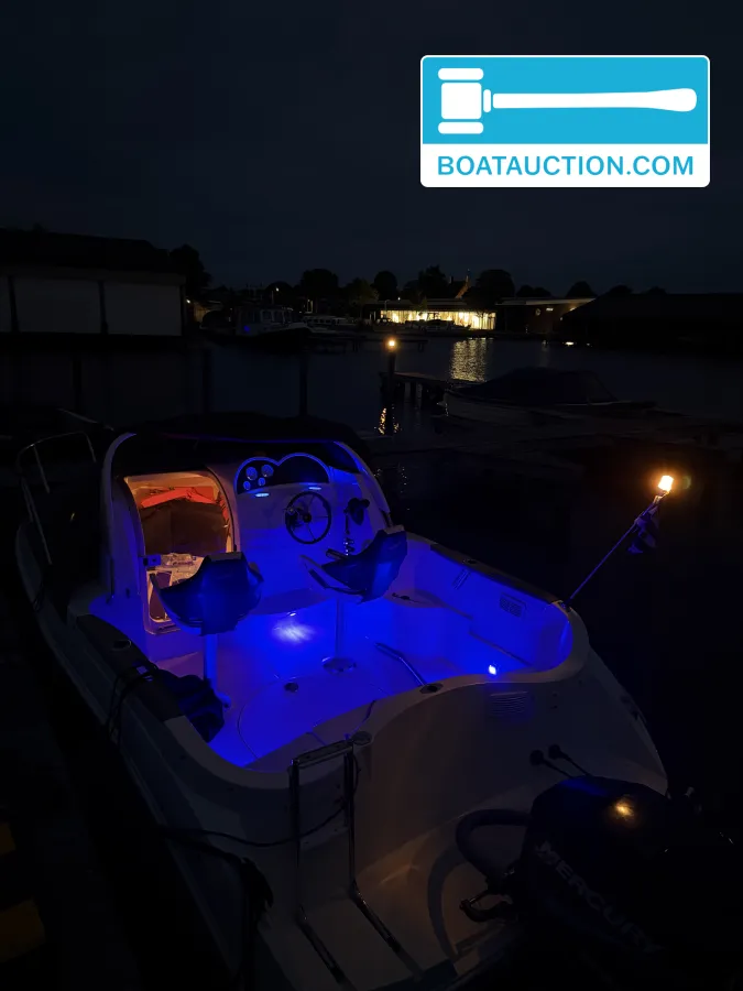 foto: 5 Quicksilver 540 Cabin