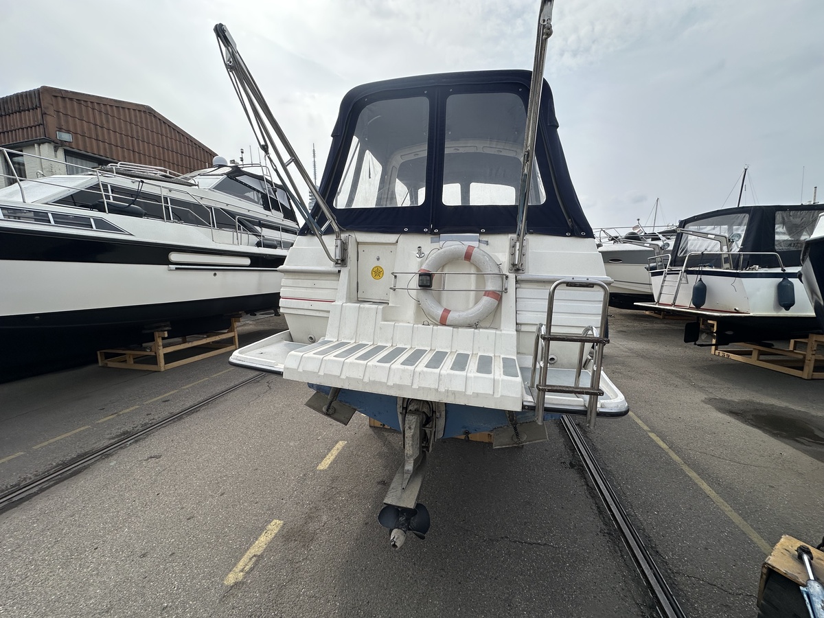 foto: 6 Sealine  255 Family 