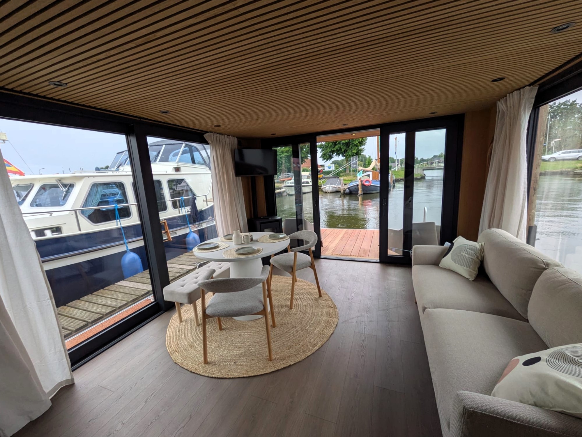 foto: 12 Surla 12 Houseboat Met (koop)ligplaats