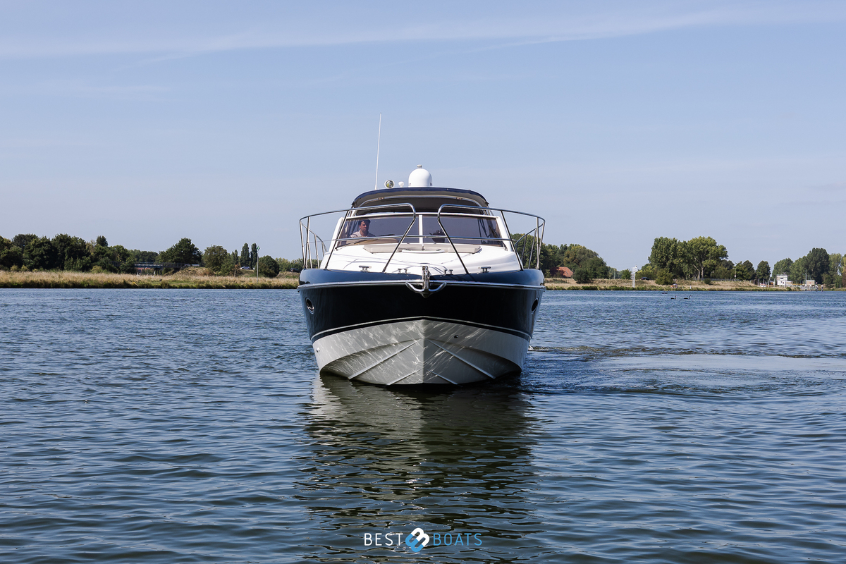 foto: 16 Princess V42