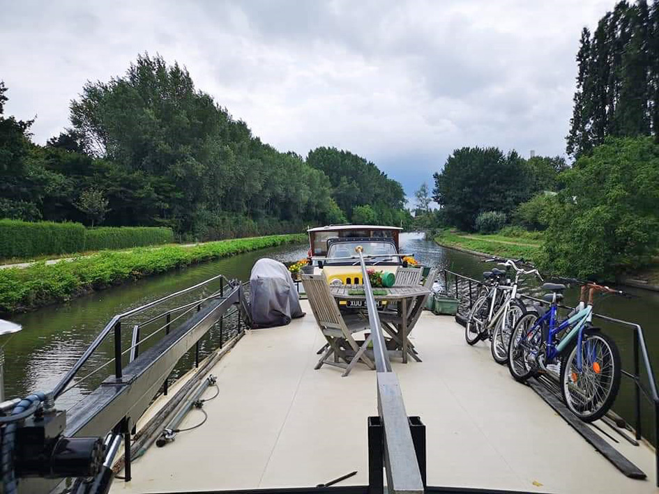 foto: 24 Katwijker 26.13 Varend Woonschip met CBB