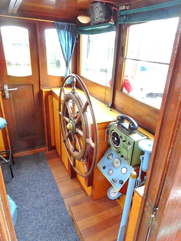 foto: 11 Amsterdammer Sleepboot 15.16