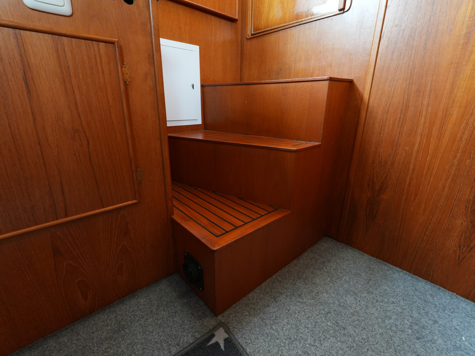 foto: 13 Crestar Crestar 1000 OK/AK