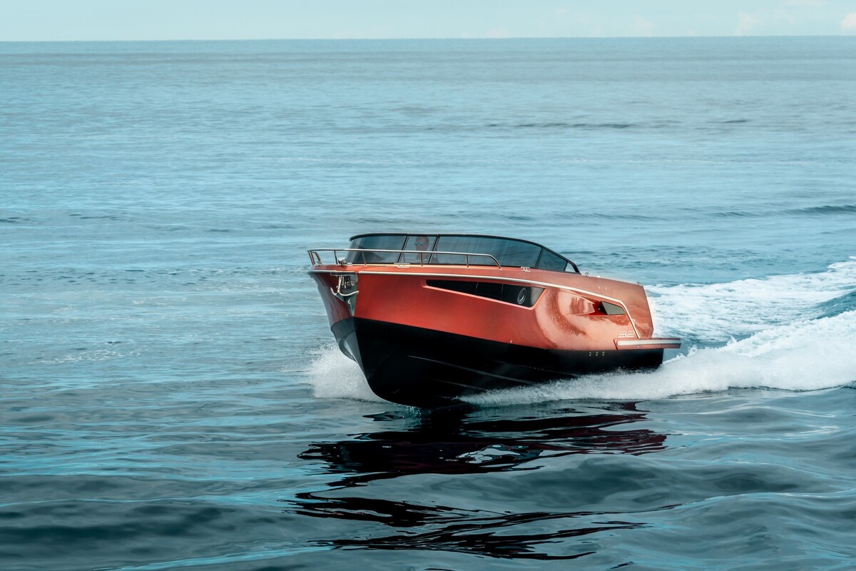 foto: 25 Alfastreet Marine 32 Cabin Sport - Outboard Series