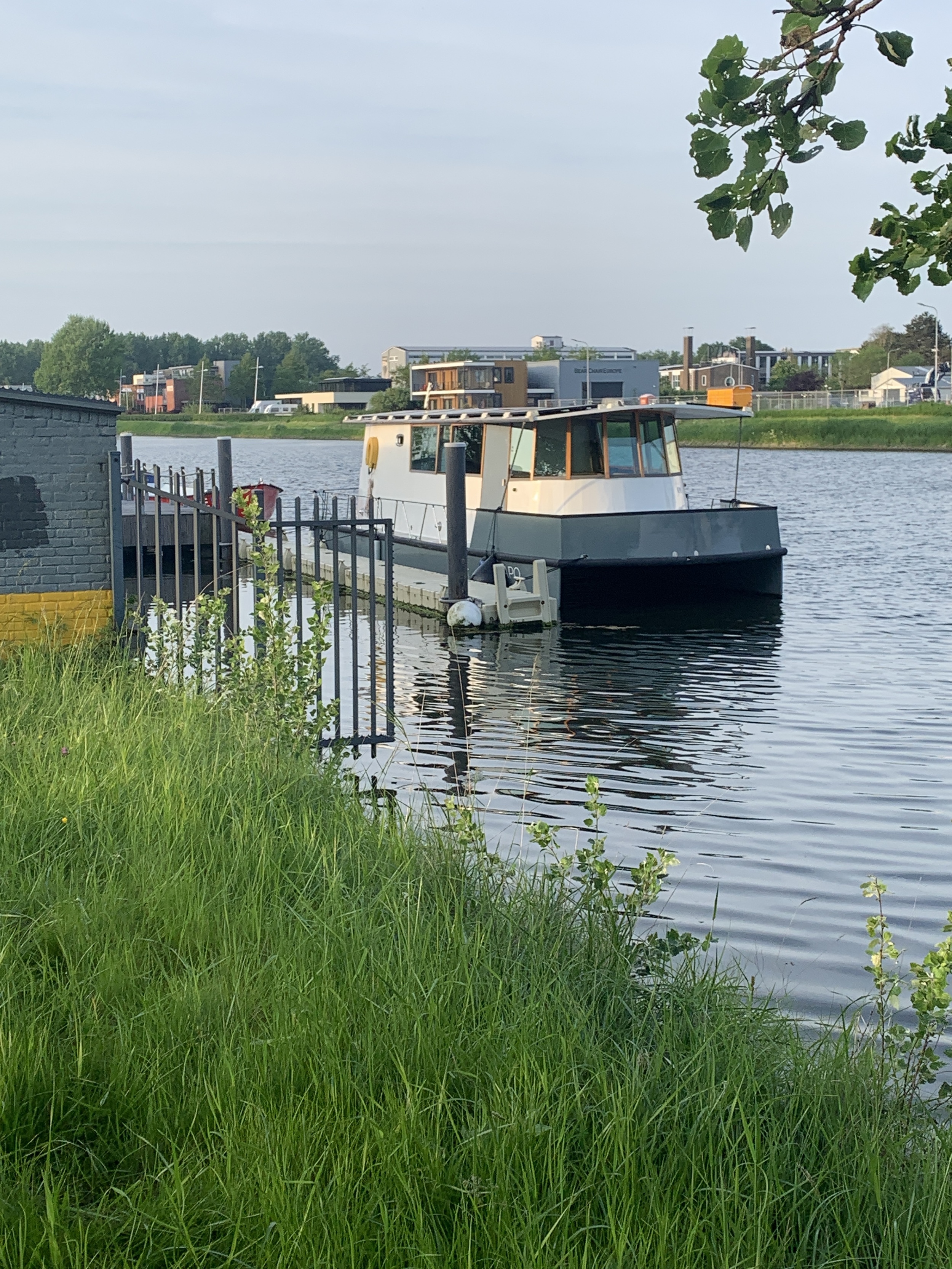 foto: 5 Motor Catamaran 11.60