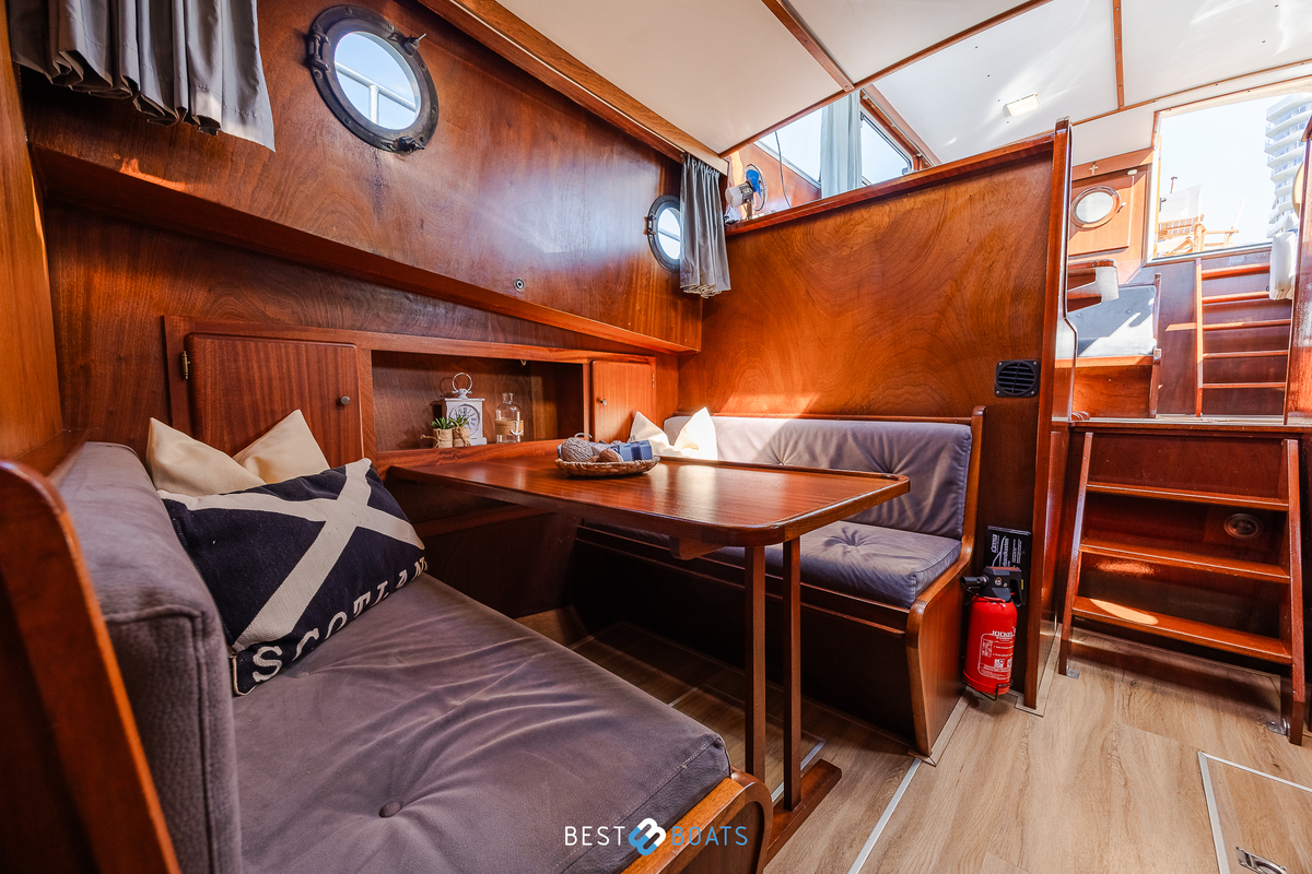 foto: 18 Exellent 1000 Hybride Patrol