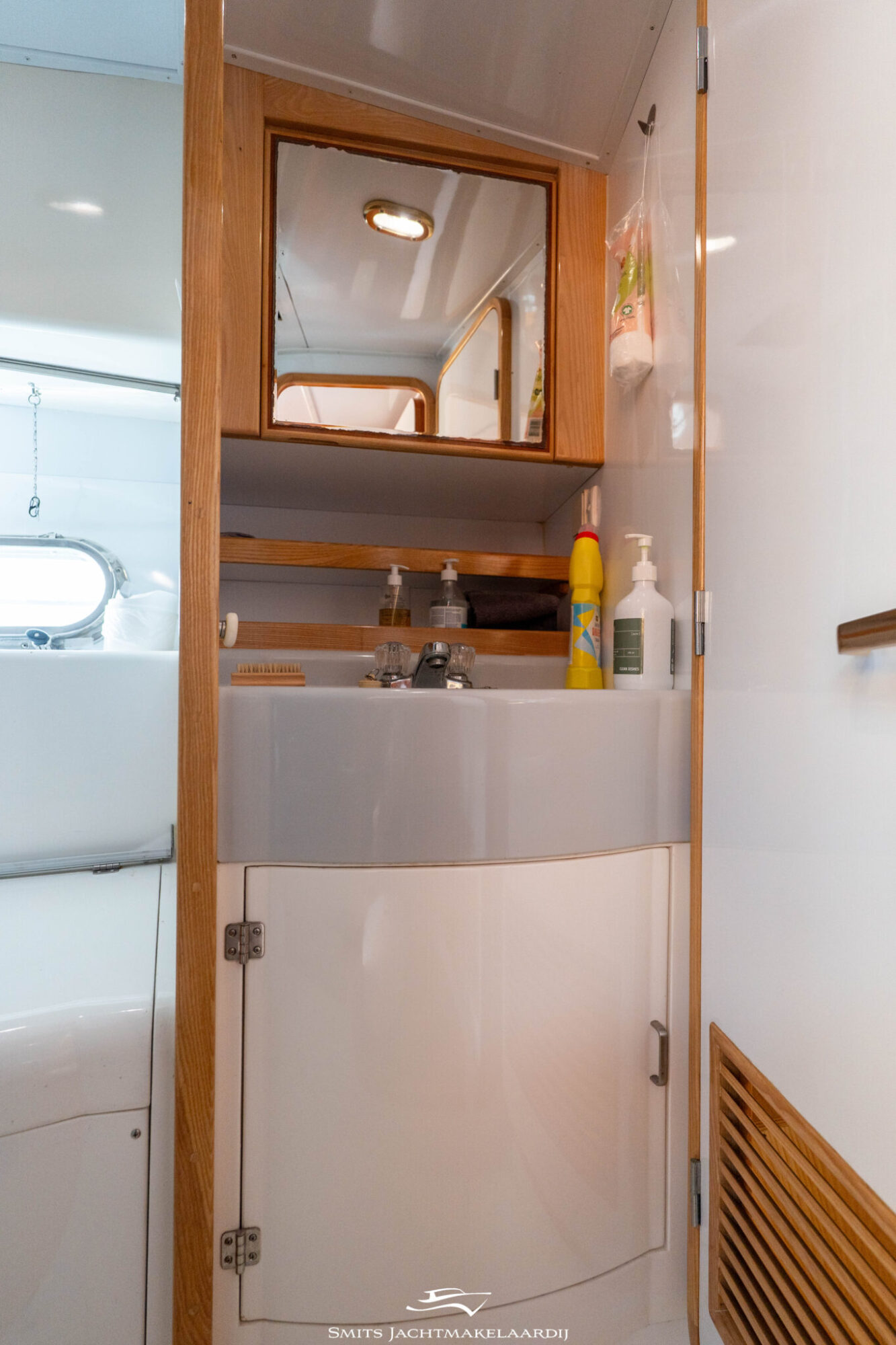 foto: 34 Astor Astor 37 Flybridge