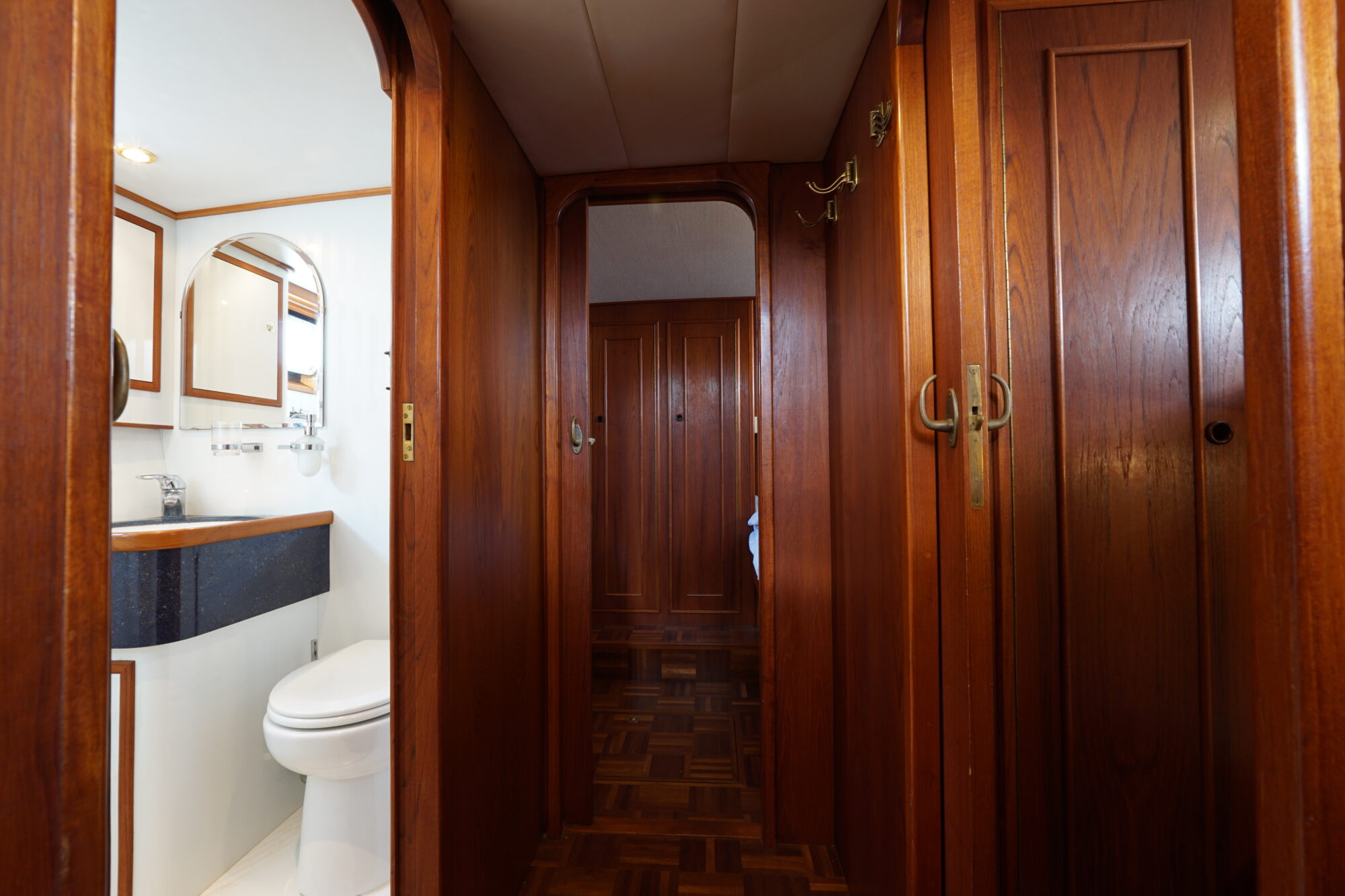 foto: 11 Damen Damen Pushy Cat 15.00 AK Cabrio